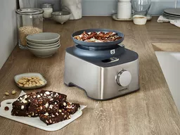 Robot kuchenny Kenwood Multipro Compact z wbudowaną wagą