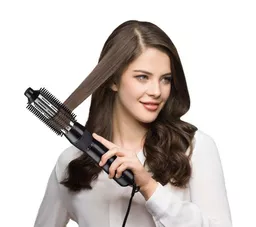Modelowanie włosów suszarko lokówką Braun