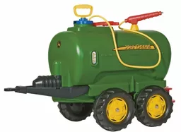 Cysterna traktorka w kolorze zielonym