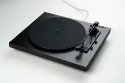 Pro-ject Gramofon A1.2 automat z wbudowanym pre-ampem Czarny