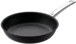 WMF Steak Profi patelnia indukcyjna 24 cm, patelnia do steków, idealna do ostrego smażenia, wielowarstwowy, Rapid Heat Control, patelnia grillowa powlekana 1771246021