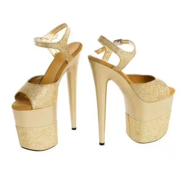 Błyszczące buty Błyszczące buty