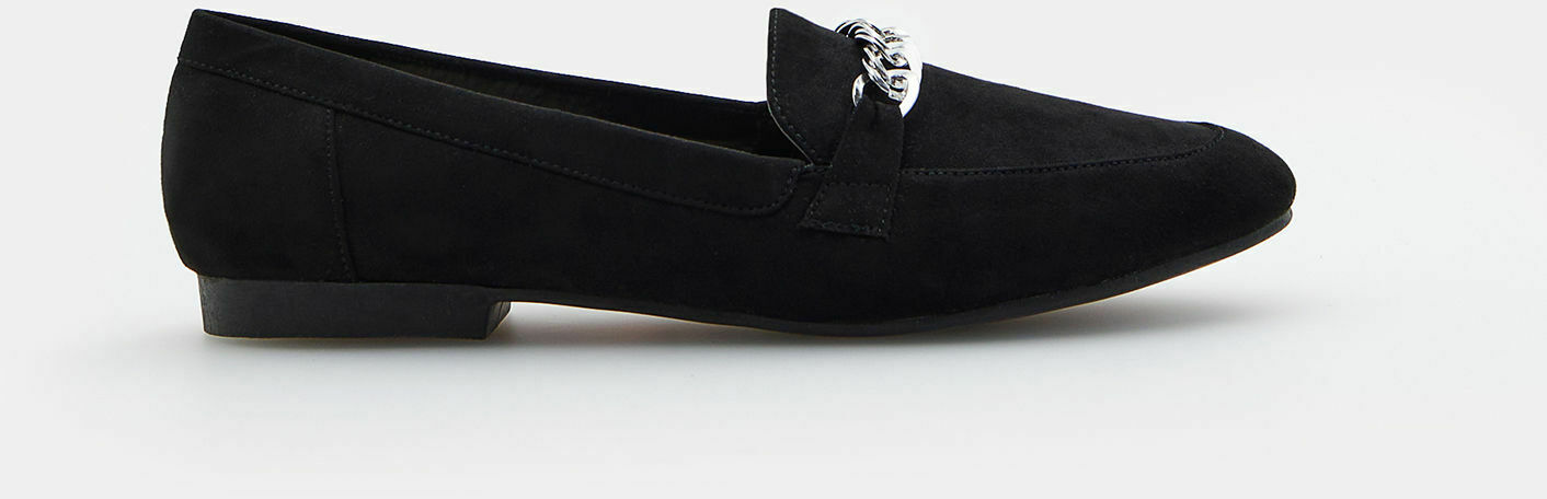 Buty z łańcuszkiem Buty z łańcuszkiem