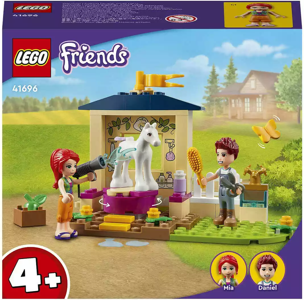 Lego Friends 41696, kąpiel dla kucyków w stajni