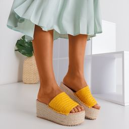 Musztardowe buty Musztardowe buty